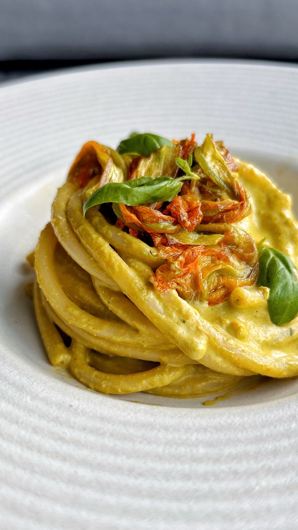 PESTO DI FIORI DI ZUCCA, MANDORLE E&nbsp;RICOTTA